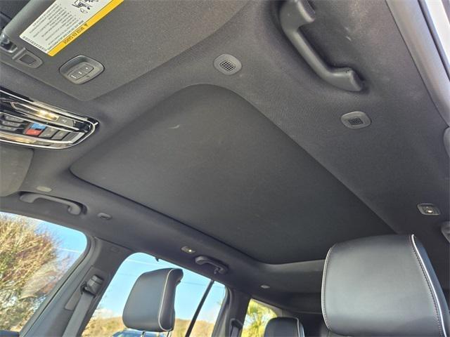 used 2022 Jeep Grand Cherokee car, priced at $37,390