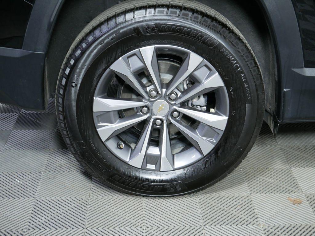 used 2025 Chevrolet Equinox car, priced at $25,832