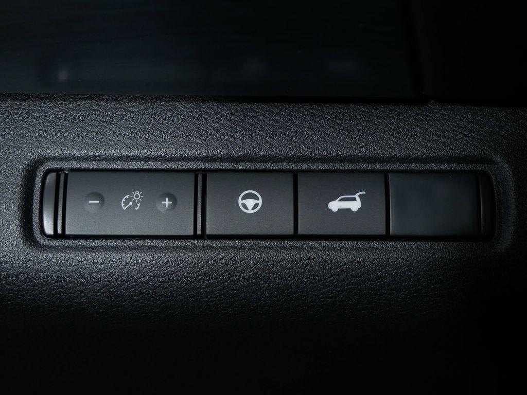 new 2025 Nissan Pathfinder car, priced at $39,652