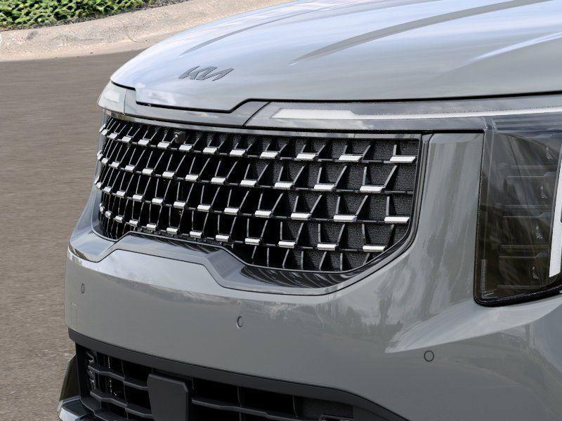 new 2025 Kia Carnival Hybrid car, priced at $51,871