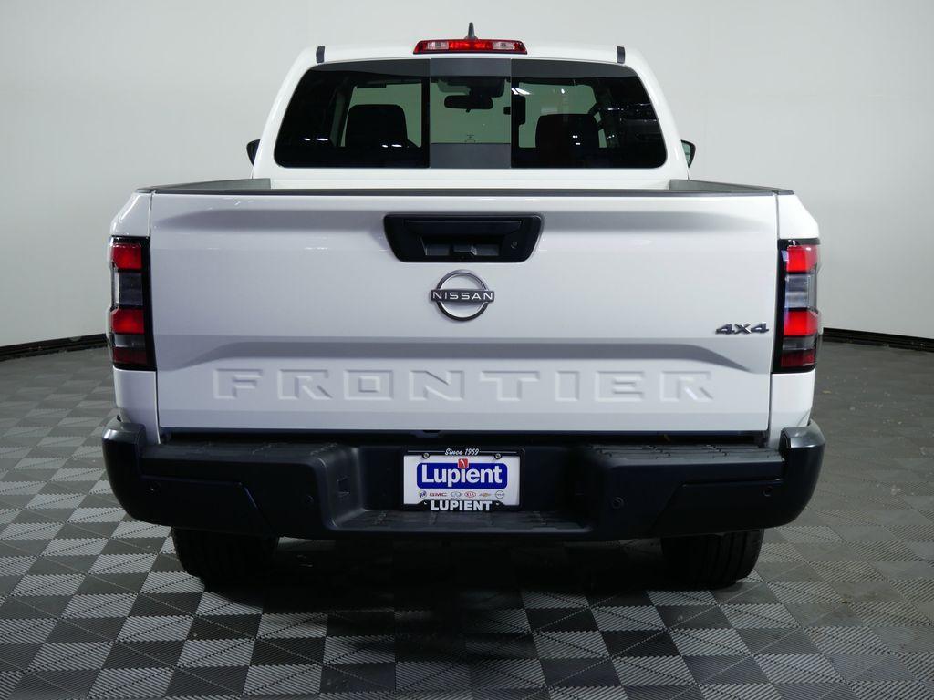 new 2025 Nissan Frontier car, priced at $32,815