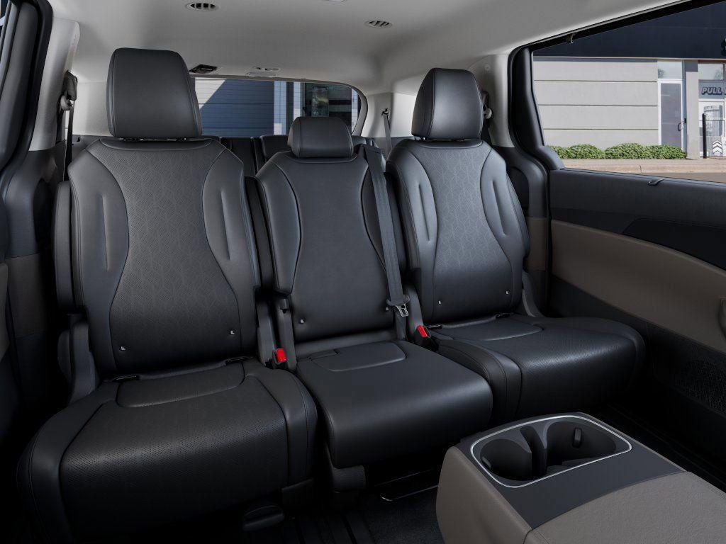 new 2026 Kia Carnival Hybrid car, priced at $43,971