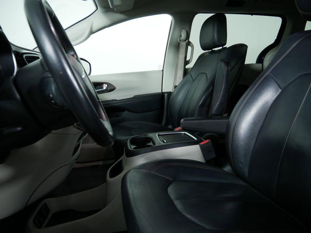 used 2018 Chrysler Pacifica car, priced at $15,990