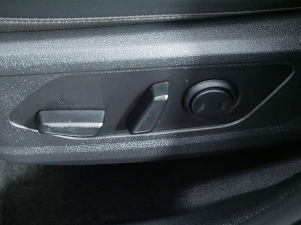 used 2025 Kia Sportage car, priced at $29,996