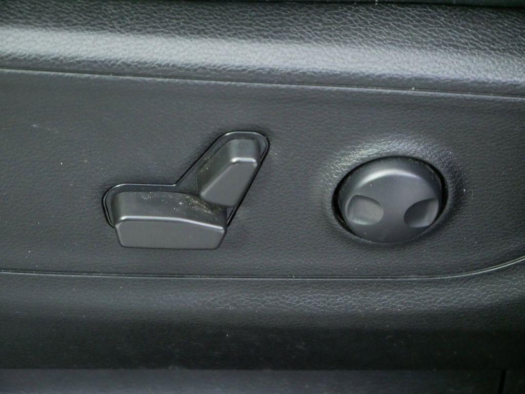 used 2022 Ram 1500 car, priced at $31,537