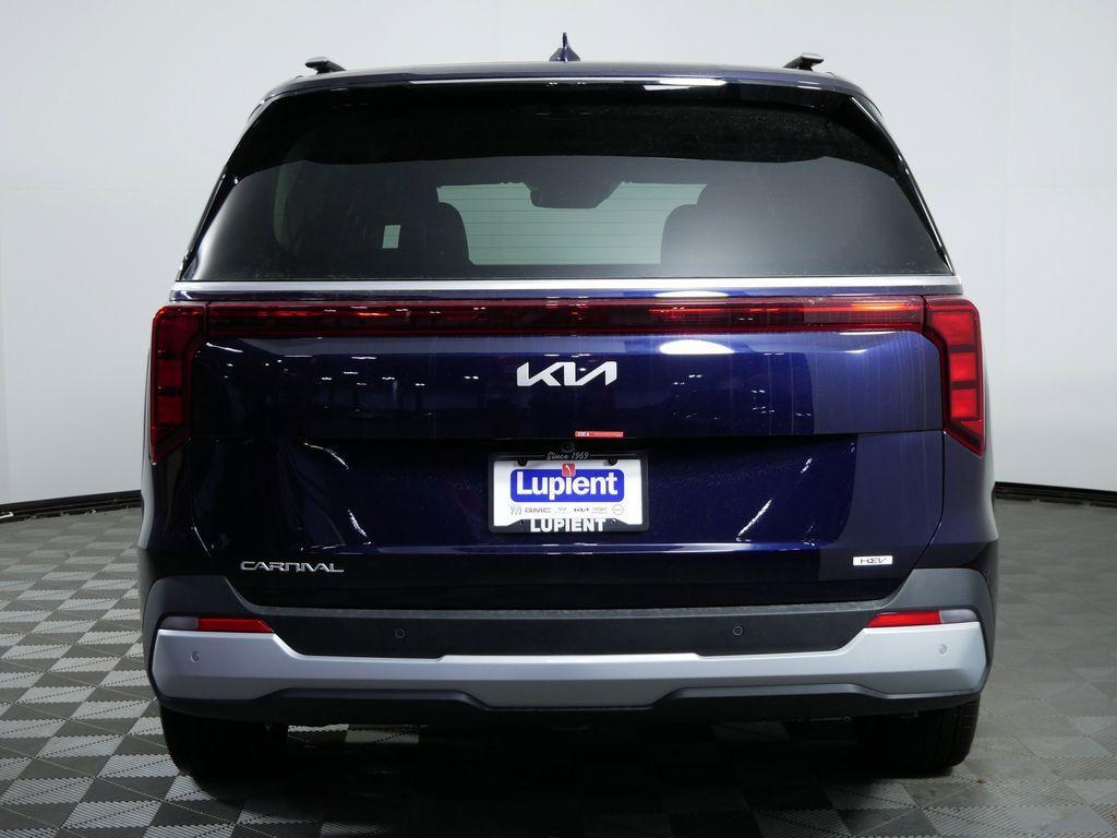 new 2026 Kia Carnival Hybrid car, priced at $42,971