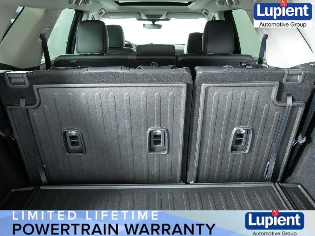 new 2025 Nissan Pathfinder car, priced at $47,082