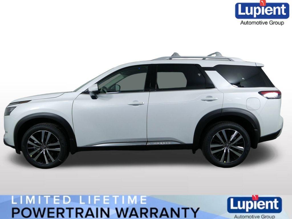 new 2025 Nissan Pathfinder car, priced at $47,082