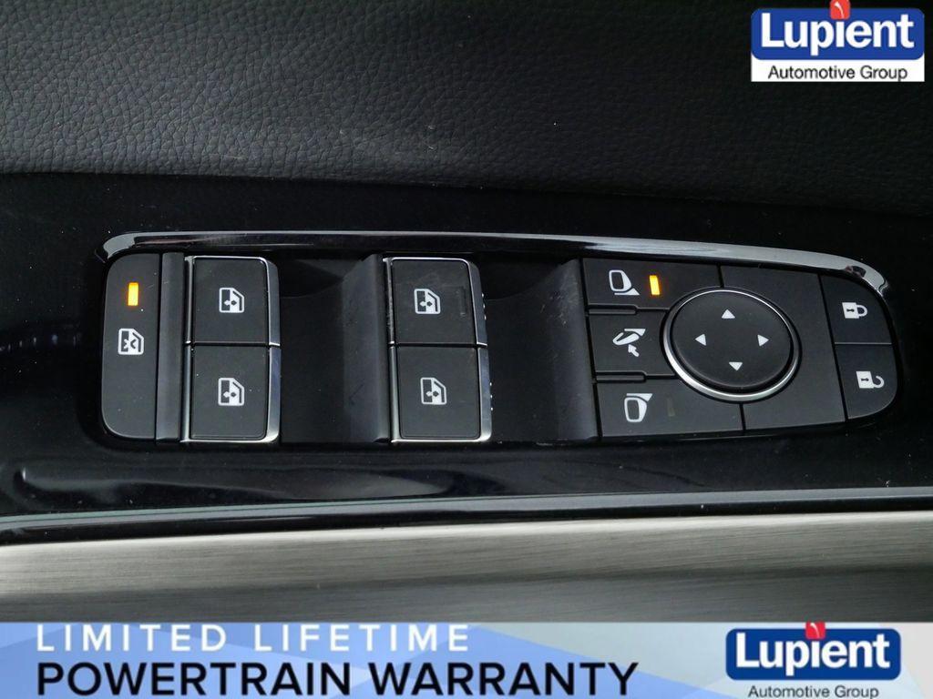 new 2025 Nissan Pathfinder car, priced at $47,082