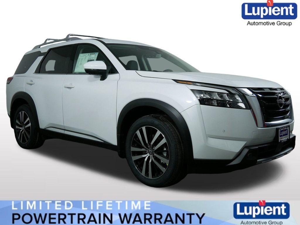 new 2025 Nissan Pathfinder car, priced at $47,082