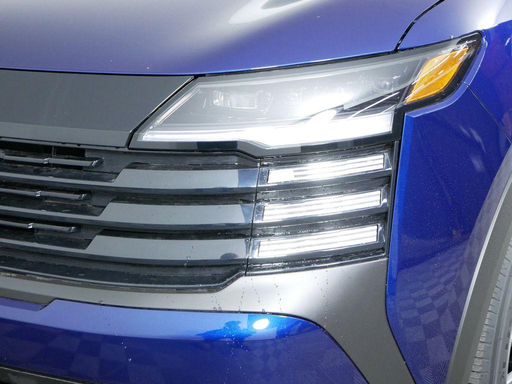 new 2025 Nissan Kicks car, priced at $25,464