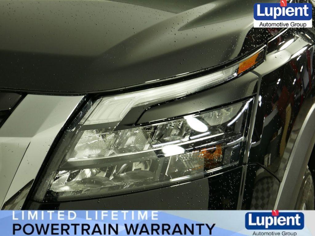new 2025 Nissan Pathfinder car, priced at $39,880