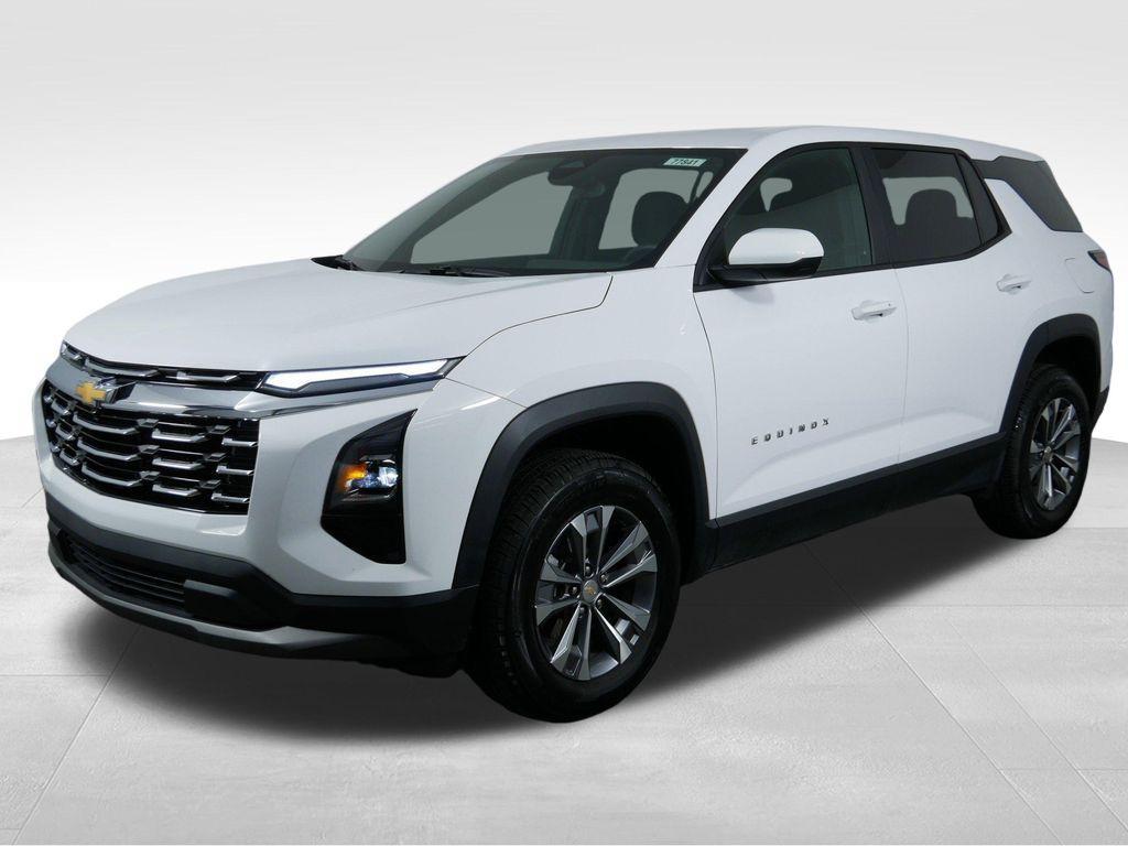 used 2025 Chevrolet Equinox car, priced at $25,832