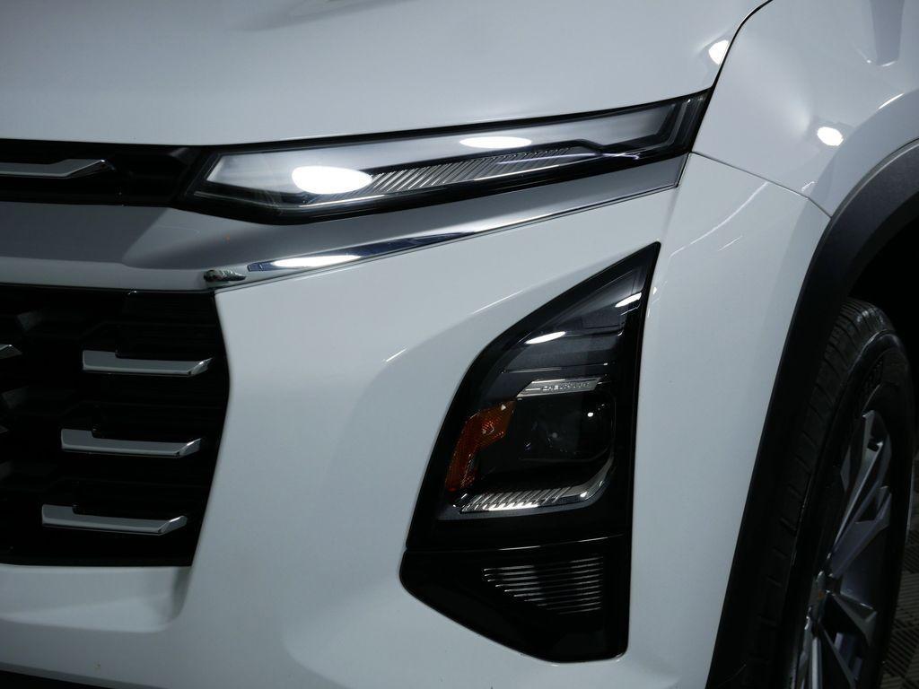used 2025 Chevrolet Equinox car, priced at $25,832