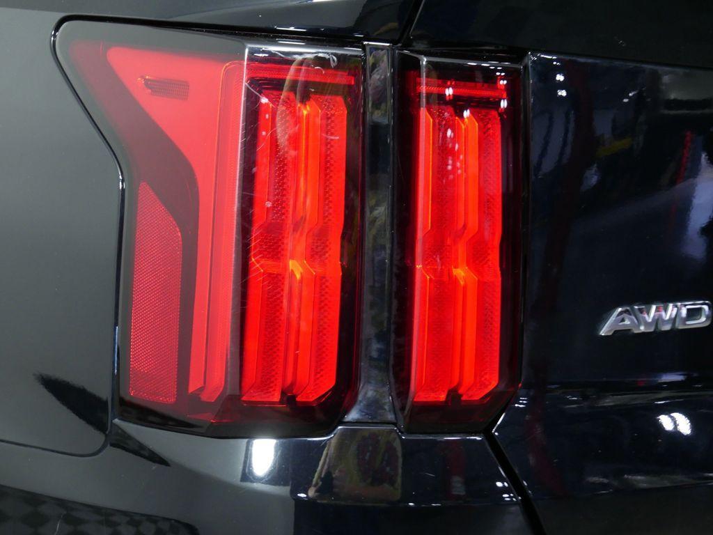 used 2021 Kia Sorento car, priced at $26,948