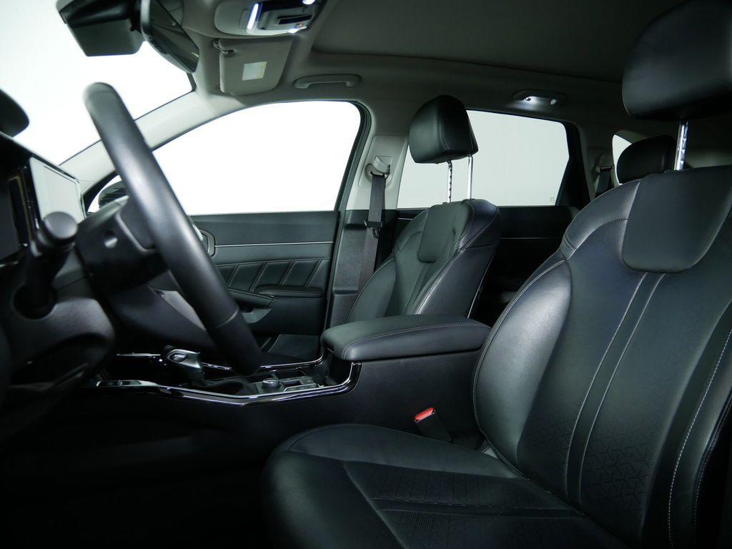 used 2021 Kia Sorento car, priced at $26,948