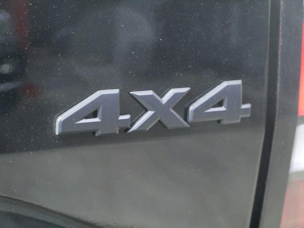 new 2026 Nissan Frontier car, priced at $40,444