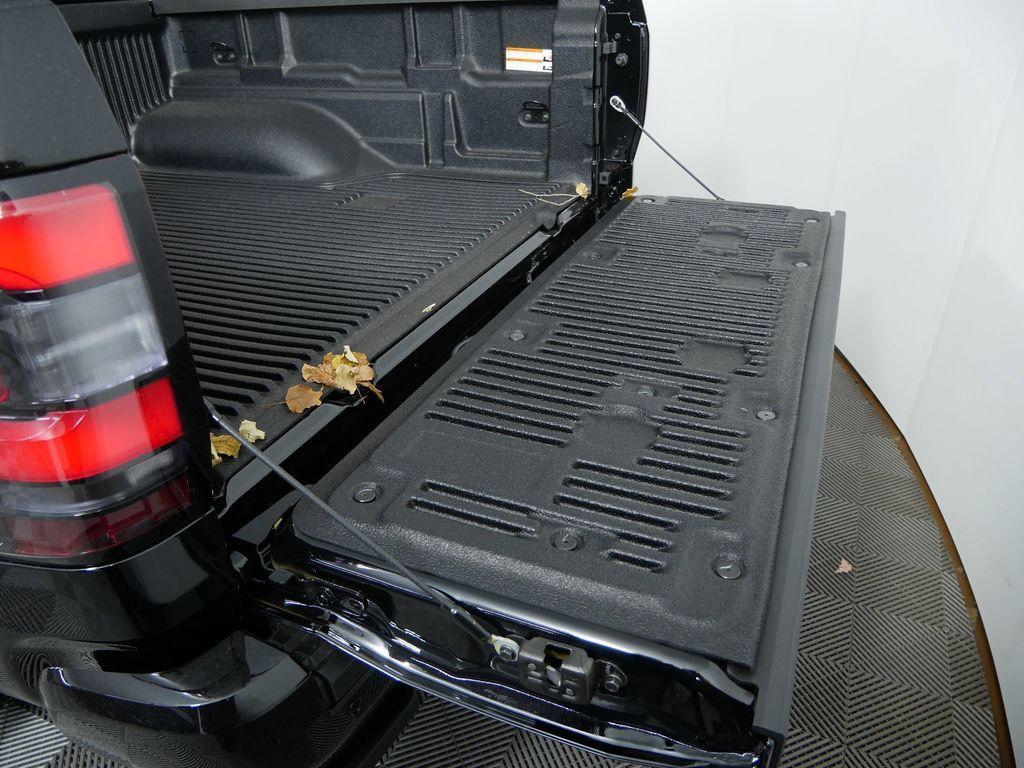 new 2026 Nissan Frontier car, priced at $40,444