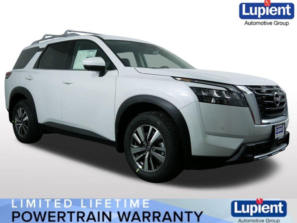 new 2025 Nissan Pathfinder car, priced at $40,286