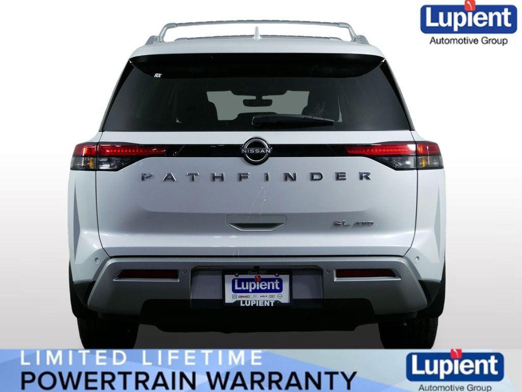new 2025 Nissan Pathfinder car, priced at $40,286
