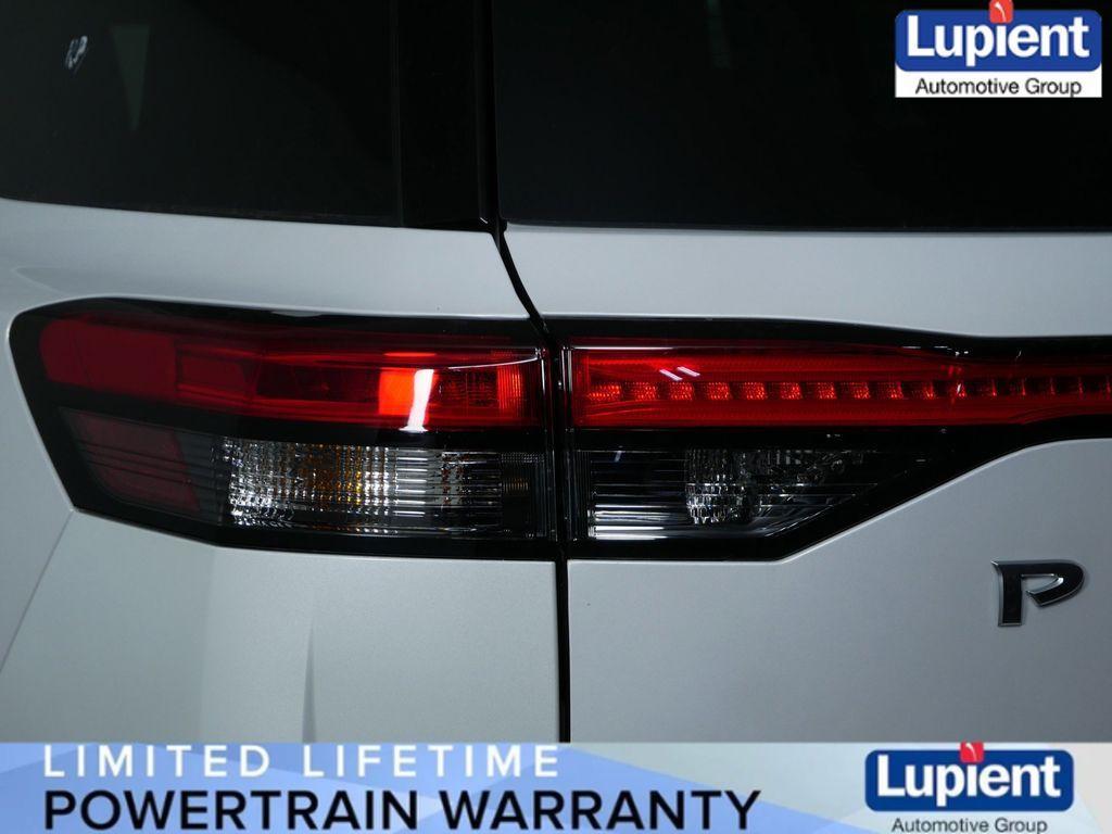 new 2025 Nissan Pathfinder car, priced at $40,286