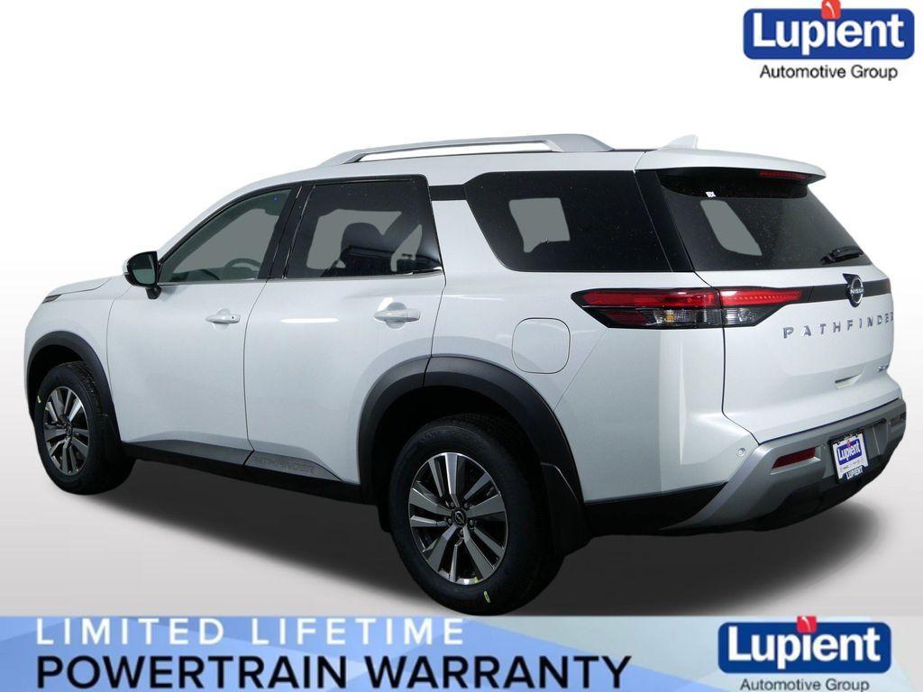 new 2025 Nissan Pathfinder car, priced at $40,207