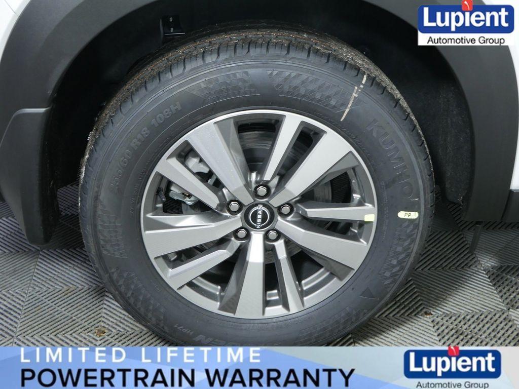 new 2025 Nissan Pathfinder car, priced at $40,207