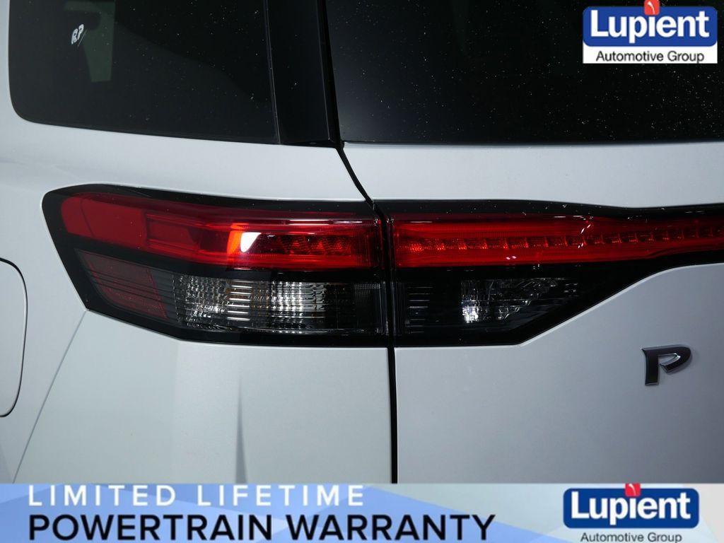 new 2025 Nissan Pathfinder car, priced at $40,207