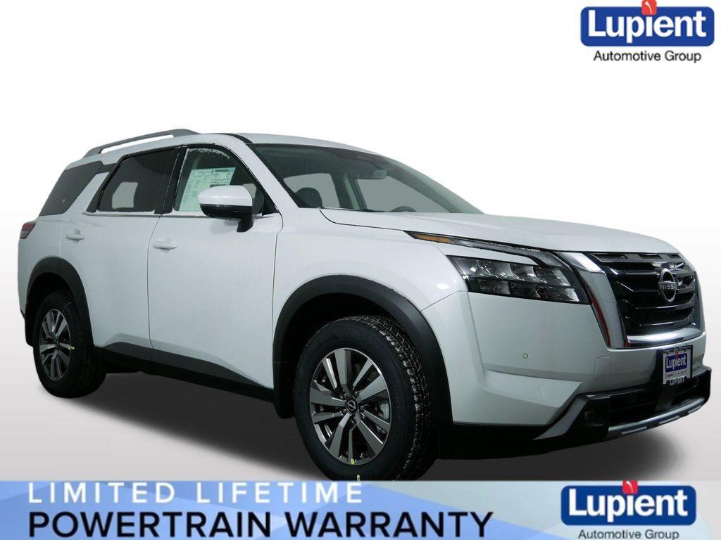 new 2025 Nissan Pathfinder car, priced at $40,207
