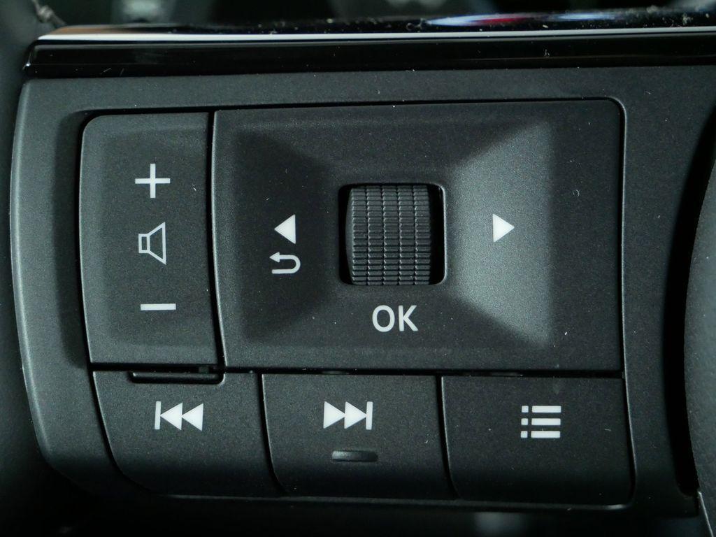 new 2025 Nissan Pathfinder car, priced at $46,907