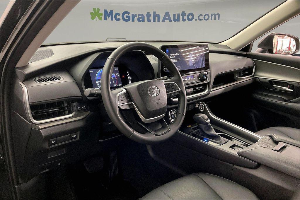 used 2025 Toyota Grand Highlander car, priced at $46,785