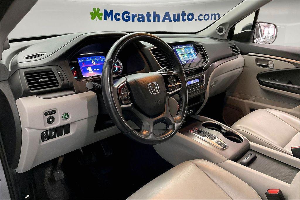 used 2021 Honda Pilot car, priced at $26,400