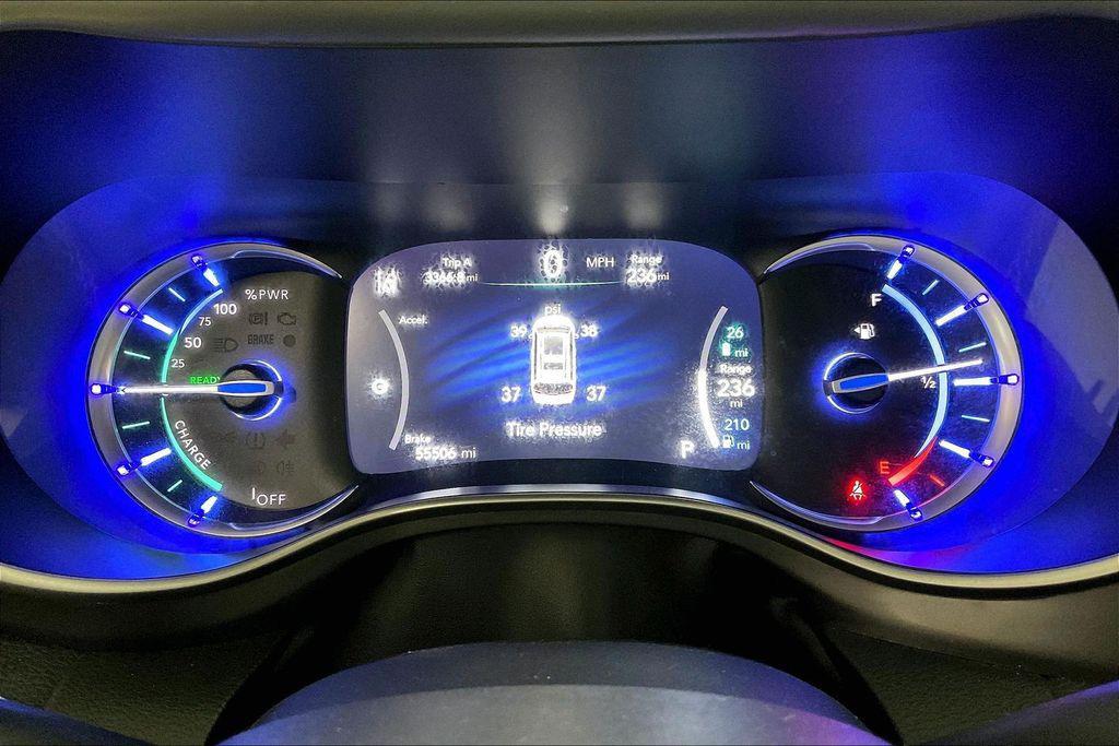 used 2024 Chrysler Pacifica Hybrid car, priced at $28,906