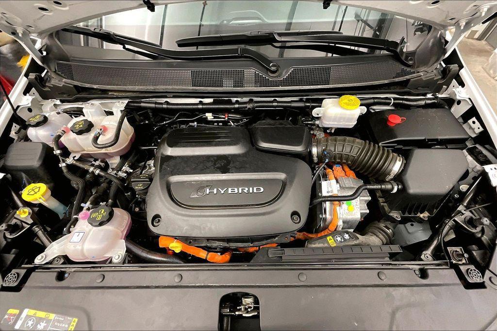 used 2024 Chrysler Pacifica Hybrid car, priced at $28,906