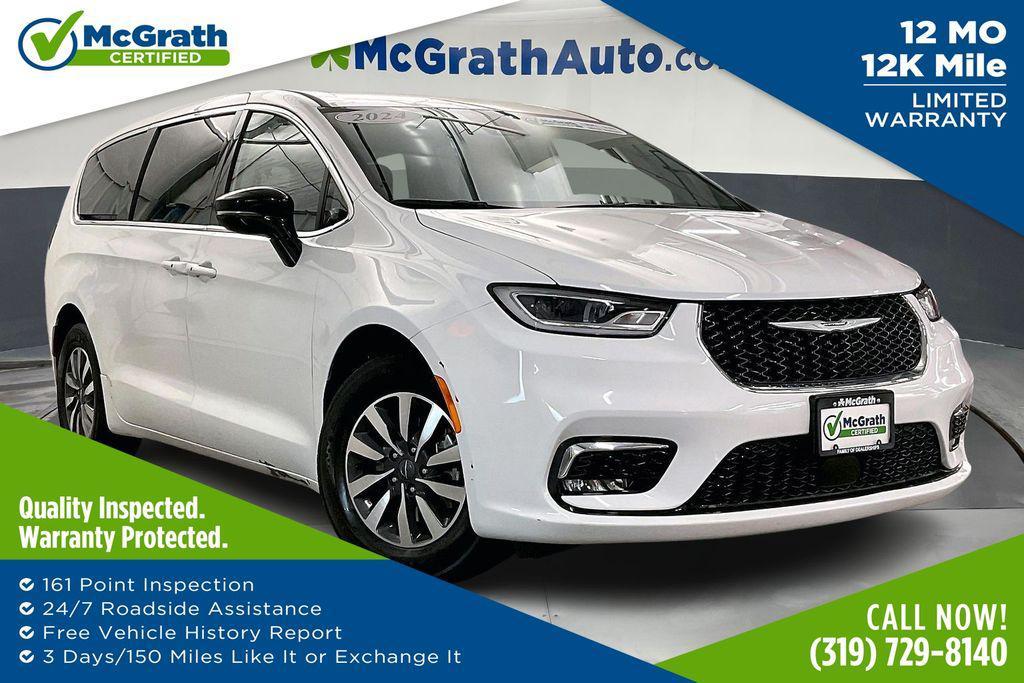 used 2024 Chrysler Pacifica Hybrid car, priced at $28,906