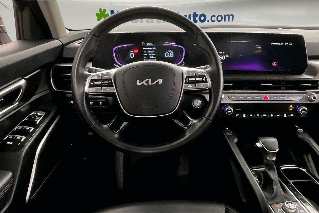 used 2025 Kia Telluride car, priced at $34,167
