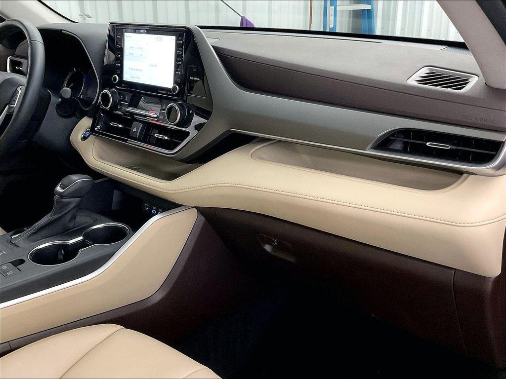 used 2022 Toyota Highlander car, priced at $42,705