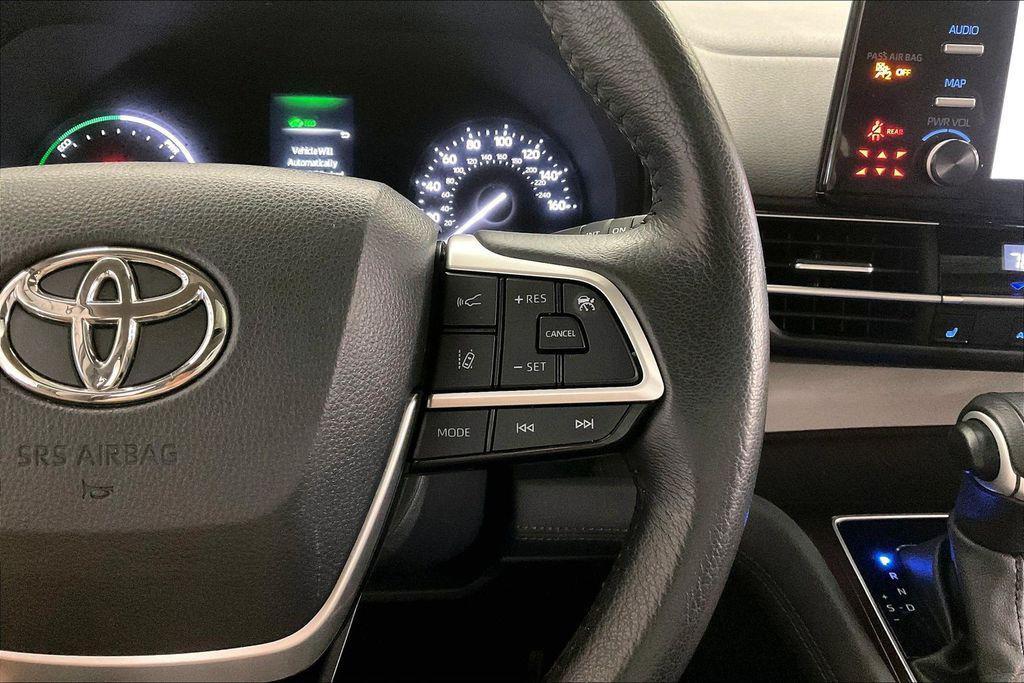 used 2024 Toyota Sienna car, priced at $40,480