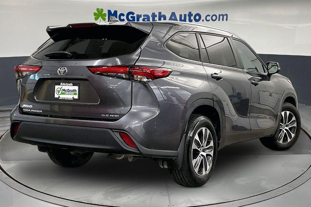 used 2023 Toyota Highlander car, priced at $40,130