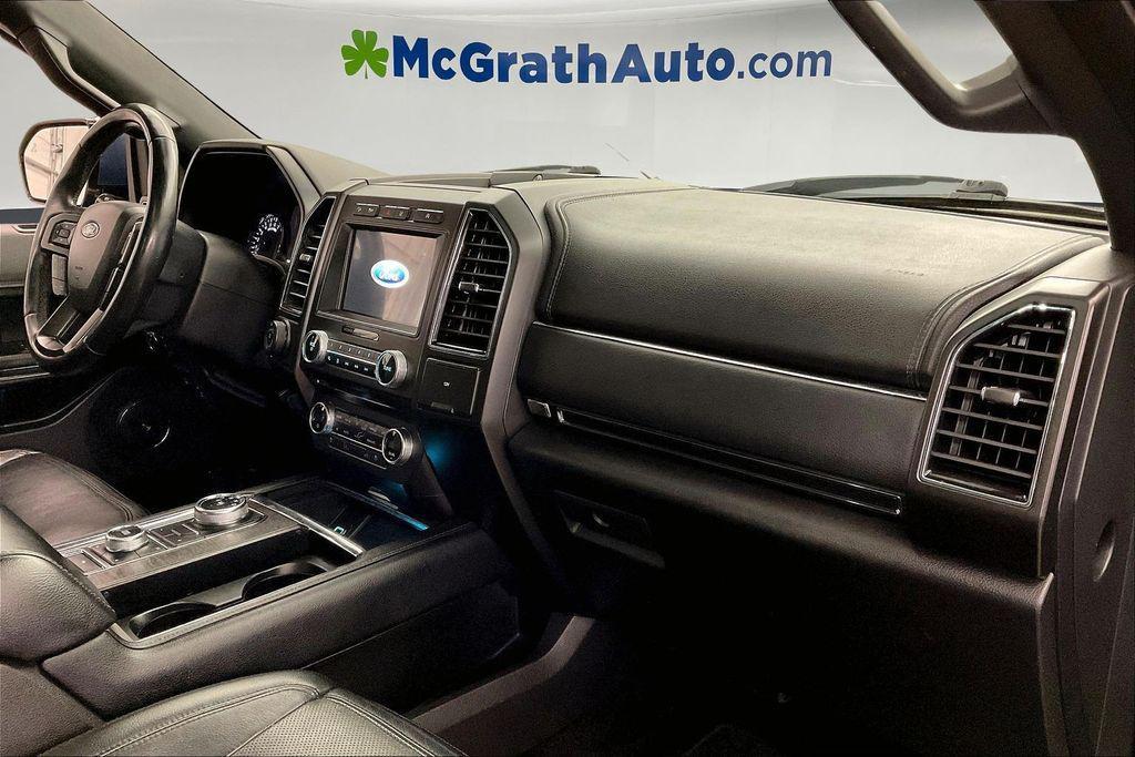 used 2018 Ford Expedition car, priced at $19,323