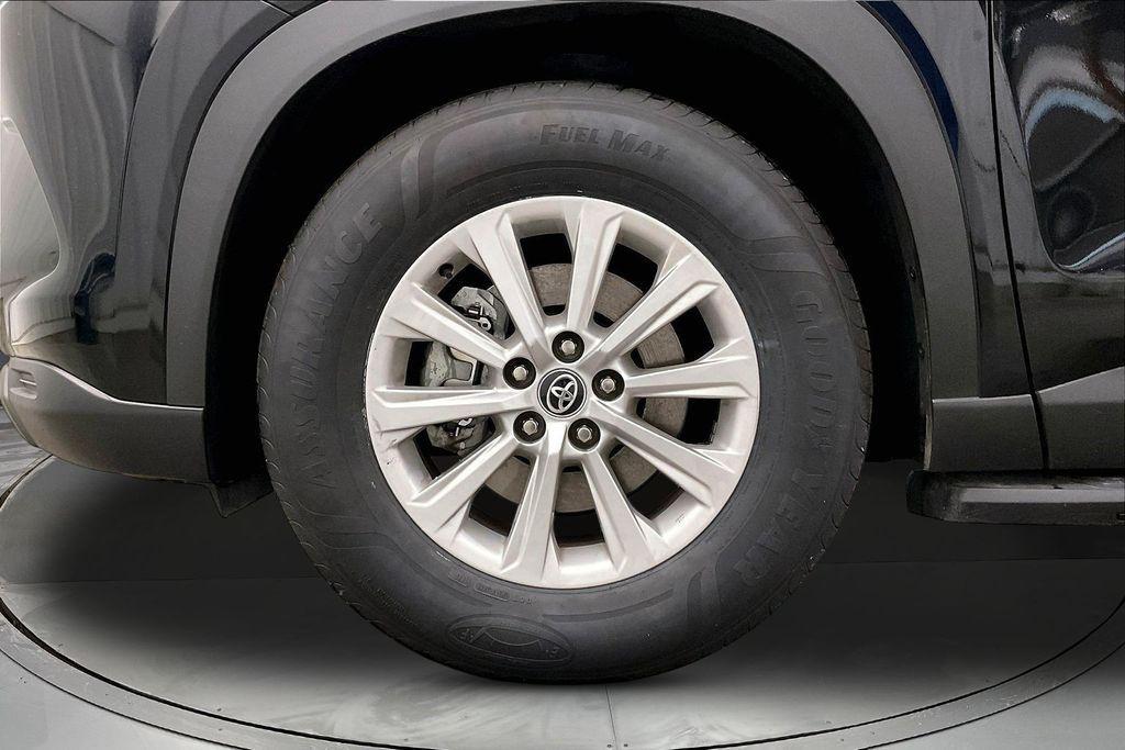 used 2025 Toyota Grand Highlander car, priced at $45,629