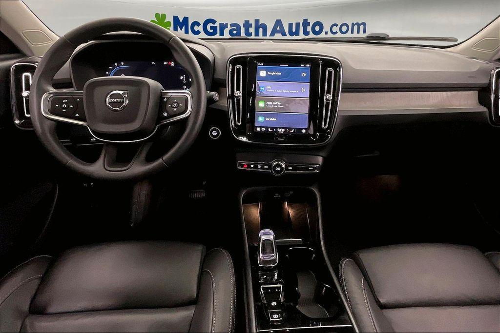 used 2023 Volvo XC40 car, priced at $24,700