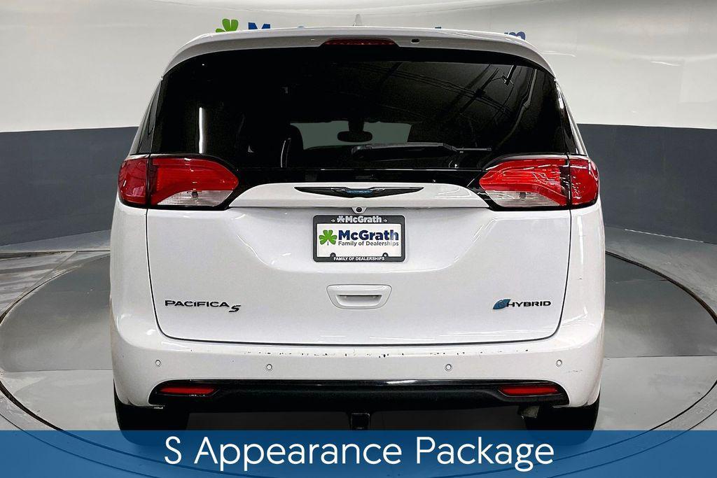 used 2020 Chrysler Pacifica Hybrid car, priced at $18,287