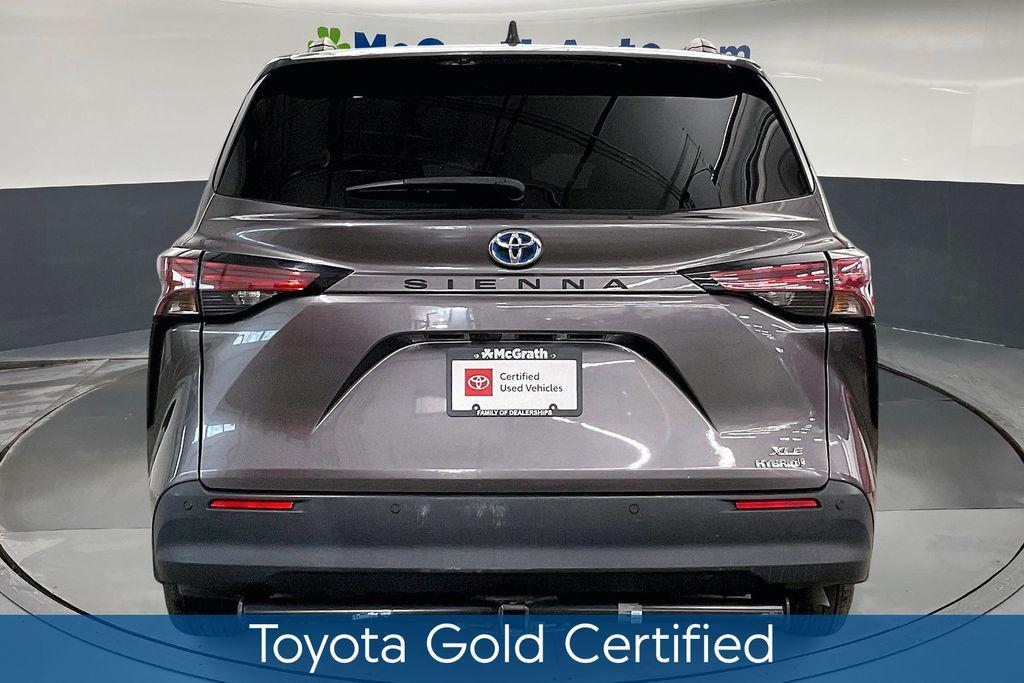 used 2022 Toyota Sienna car, priced at $39,419