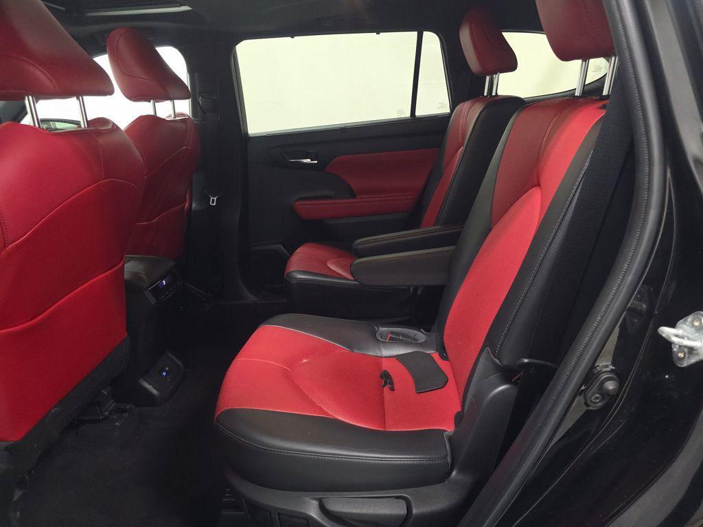 used 2022 Toyota Highlander car, priced at $38,730