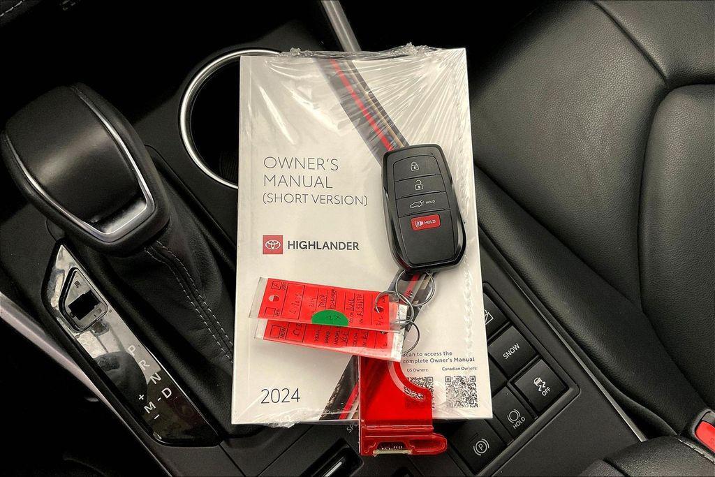 used 2024 Toyota Highlander car, priced at $44,178