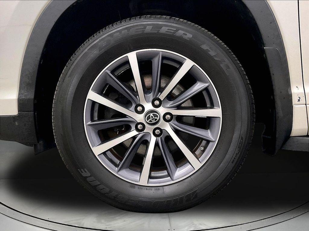 used 2017 Toyota Highlander car, priced at $25,380