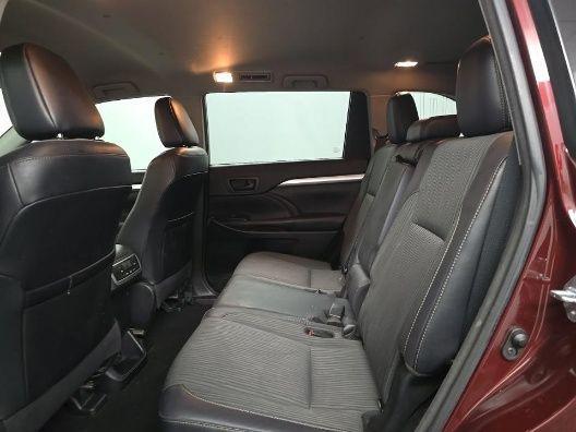 used 2018 Toyota Highlander car, priced at $27,025
