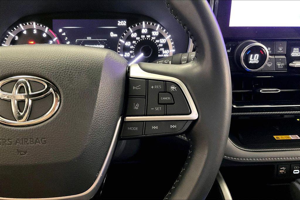 used 2024 Toyota Highlander car, priced at $44,720