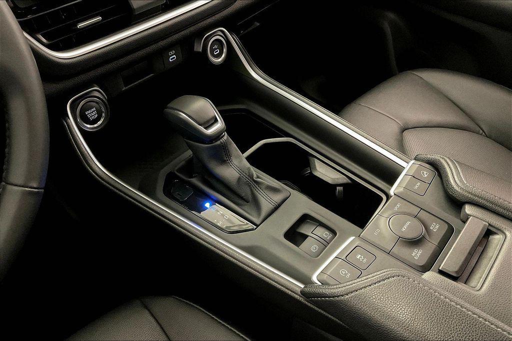 used 2025 Toyota Grand Highlander car, priced at $45,015